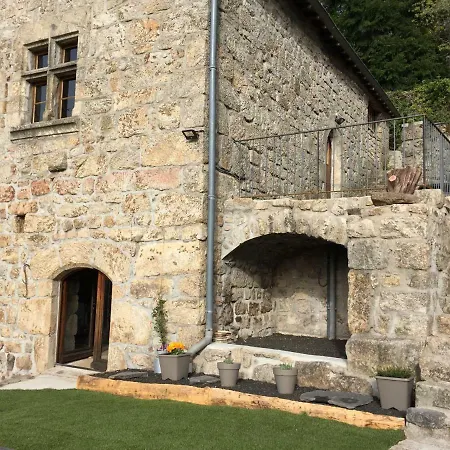 Le Villaret